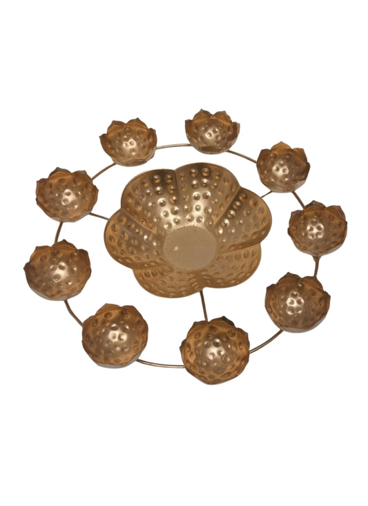 Metal 9 Diya urli