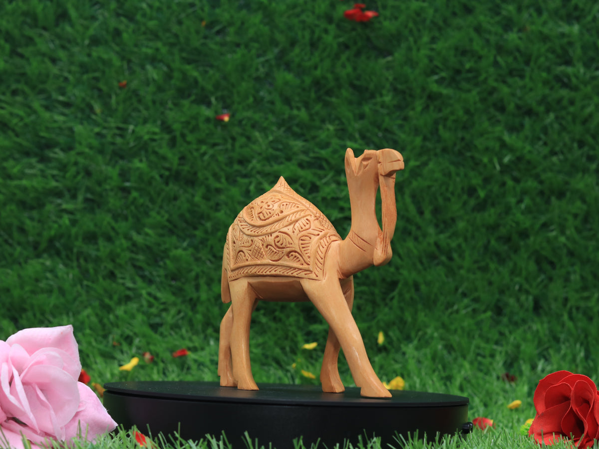 Wood Carbing Camel 5"