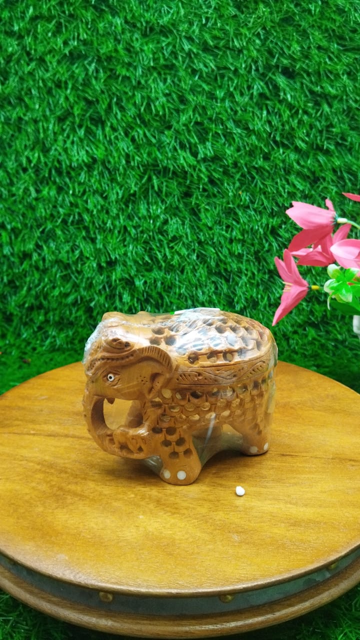 Wood Jali Lukay Elephant 4"