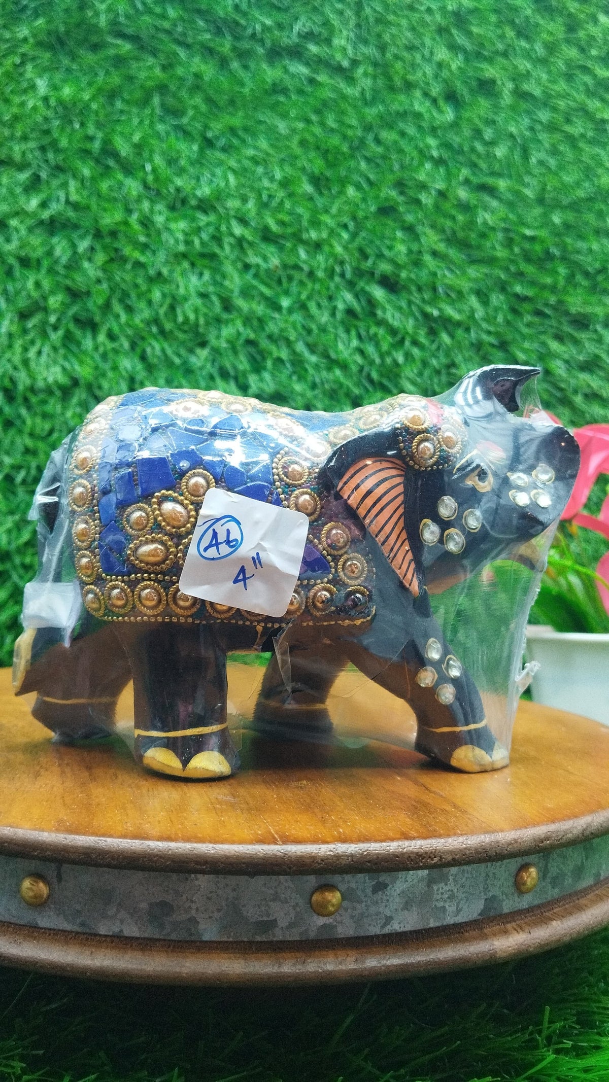 Wood PTD Elephant 4"
