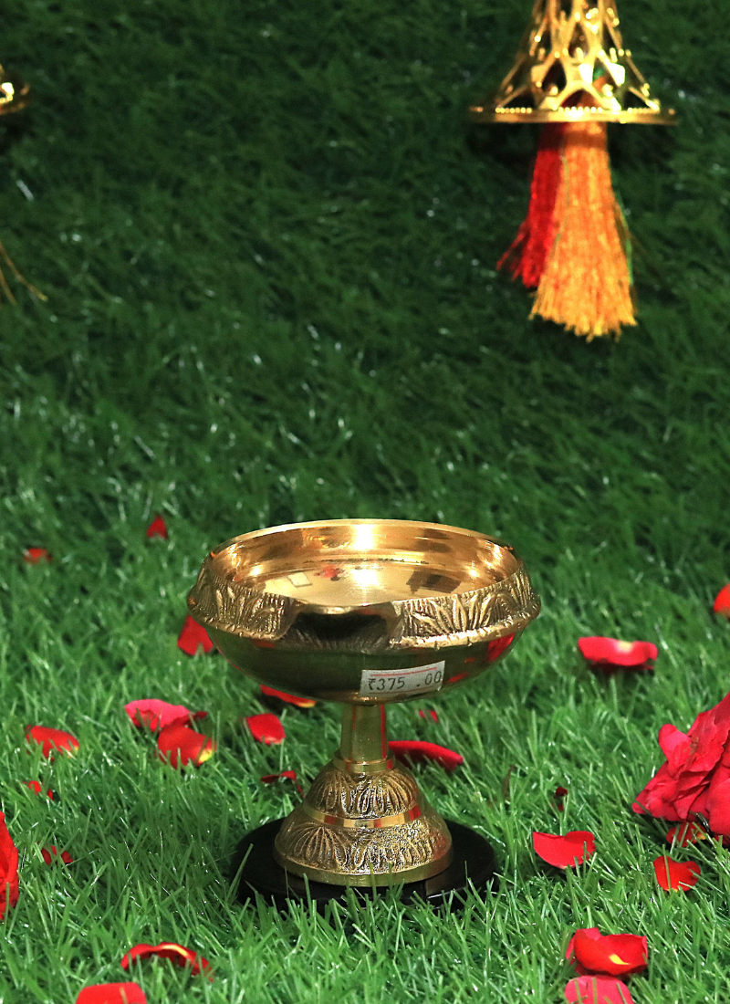 Brass kuber Diya with Stand
