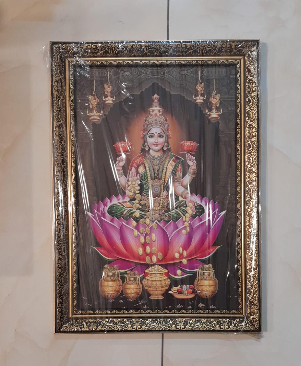 Lakshmi medium photo frame 20*16