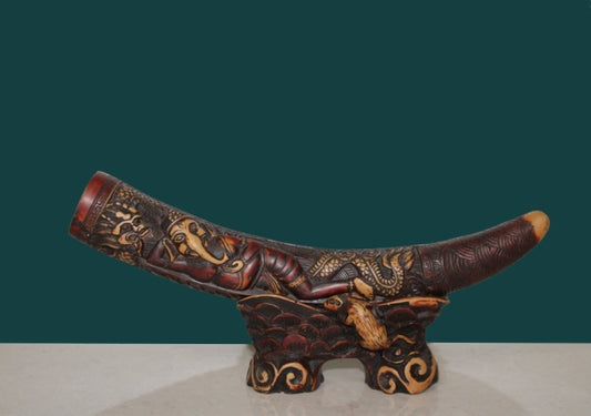 RESIN GANESH TUSK ON STAND DOUNLE COLOR (JJZ)