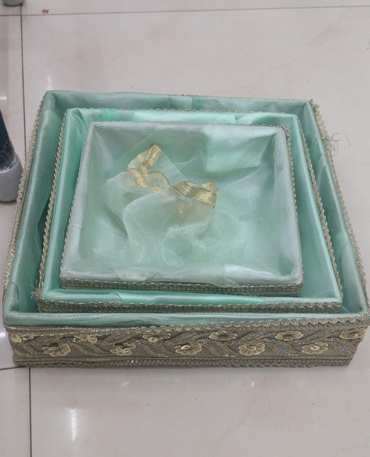 Green lace net basket 10*10