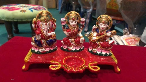 METAL PAINTED LAKSHMI GANESHA SARASWATI DIYA (SRJ)