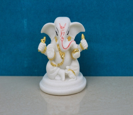 PR WHITE GOLD FINISH KAAN GANESH ON STAND (USA)