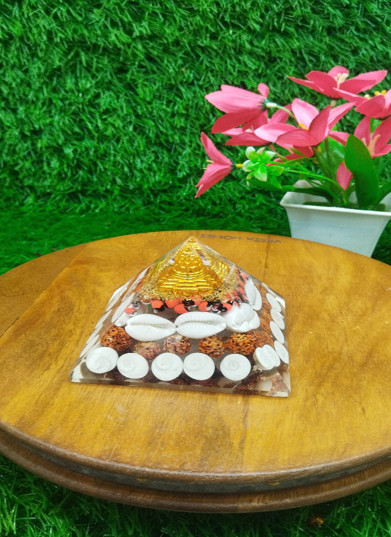 LAKSHMI VASTU PYRAMID